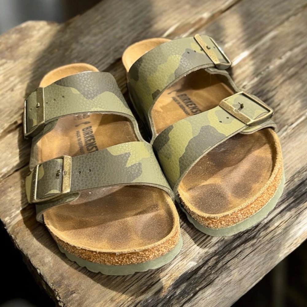 Birkenstock Camouflage Sandals slippers size 40/9-9.5